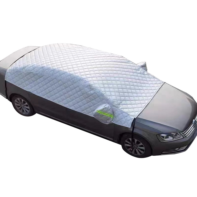 Demi-bâche de voiture en film d'aluminium imperméable adaptée aux voitures
